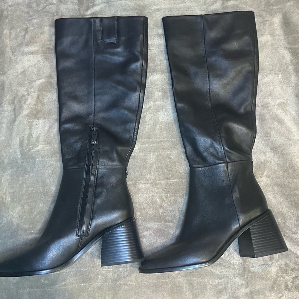 Sam Edelman Black Ankle Boots with Chunky Block Heel and Smooth Finish size 8 - Picture 2 of 10